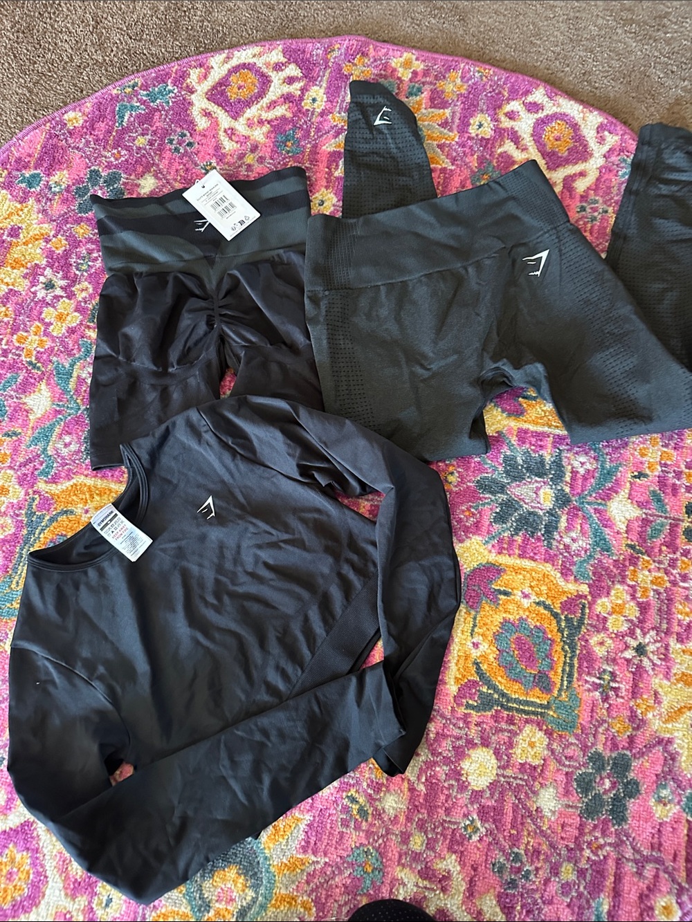 3 PCS NWT AND NWOT GYMSHARK S/M BUNDLE GLUTE BOOST SEAMLESS